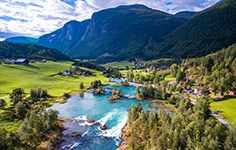 Cruising the Norwegian Fjords in springtime - Planet Cruise